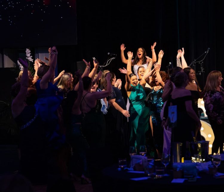 celebrating_team_culture-rd4sumh4f3ptfo548jipu3udmek6gi6horj2uhzoo8